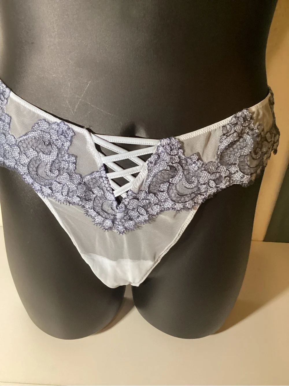 Victoria's Secret Lavender Lace Underwire Bra & Matching Lace-Front Brief Set